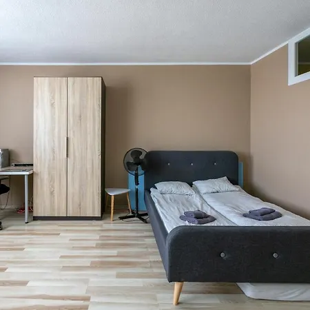 Parking Tv Wifi Lägenhet